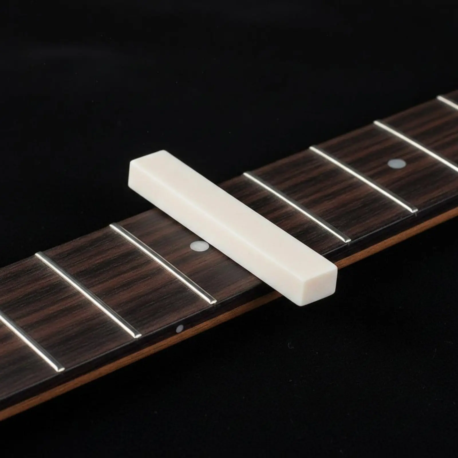 Guitar Bone Nut Blank DIY Bass Bone Nut Blank Music Accessory Easy to Use Instrument Part Better Tone for Replacement
Guitar Bone Nut Blank DIY Bass Bone Nut Blank Music Accessory Easy to Use Instrument Part Better Tone for Replacement