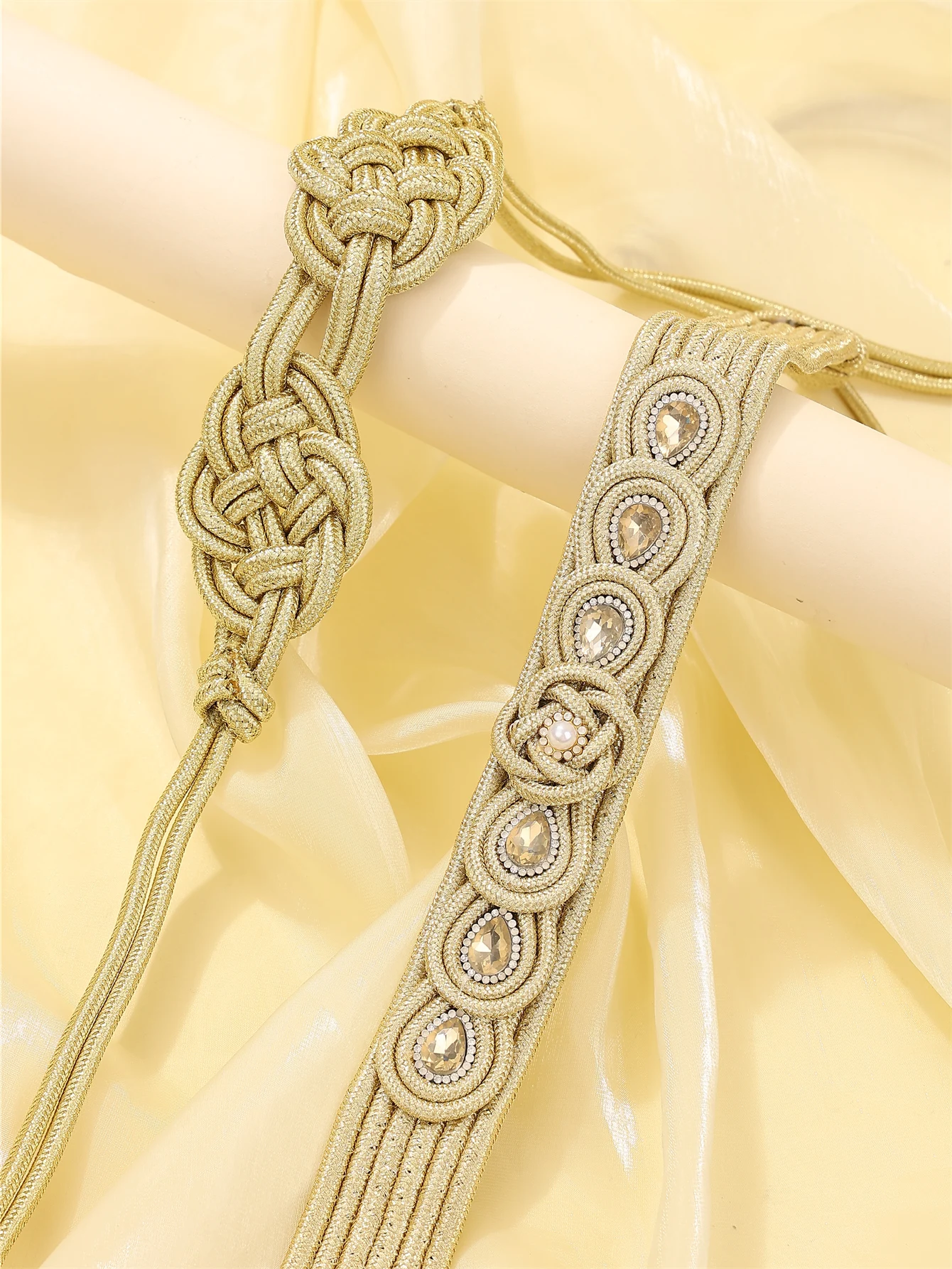 Moroccan ladies' robe belts bohemian ethnic style Arabian robe wedding banquet costume accessories ladies' festival waist chains 
Moroccan ladies' robe belts bohemian ethnic style Arabian robe wedding banquet costume accessories ladies' festival waist chains