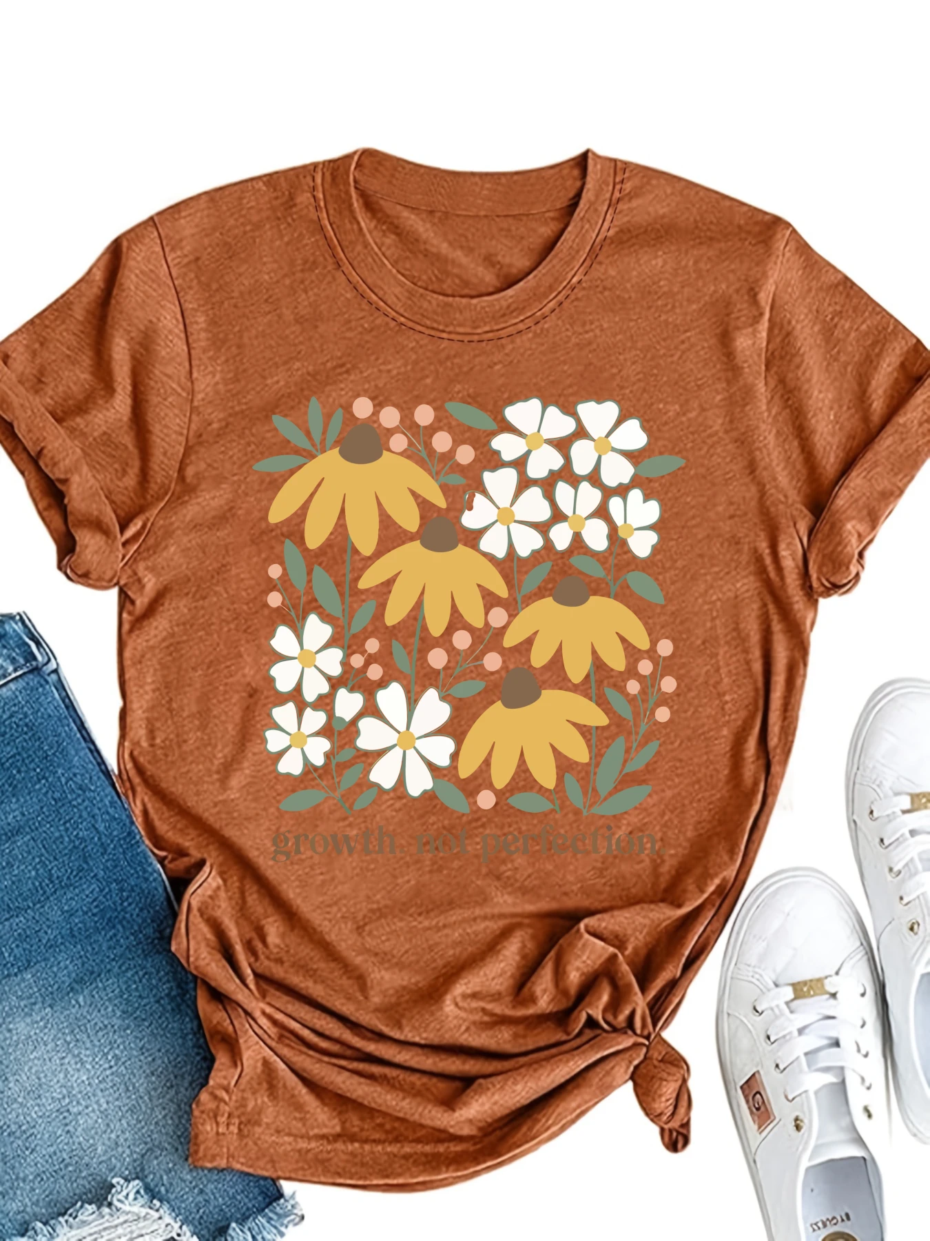 Plus size women's short sleeve T-shirt Floral Pattern With Yellow And White Flowers Spring and Summer Must-Haves summer outfit
Plus size women's short sleeve T-shirt Floral Pattern With Yellow And White Flowers Spring and Summer Must-Haves summer outfit