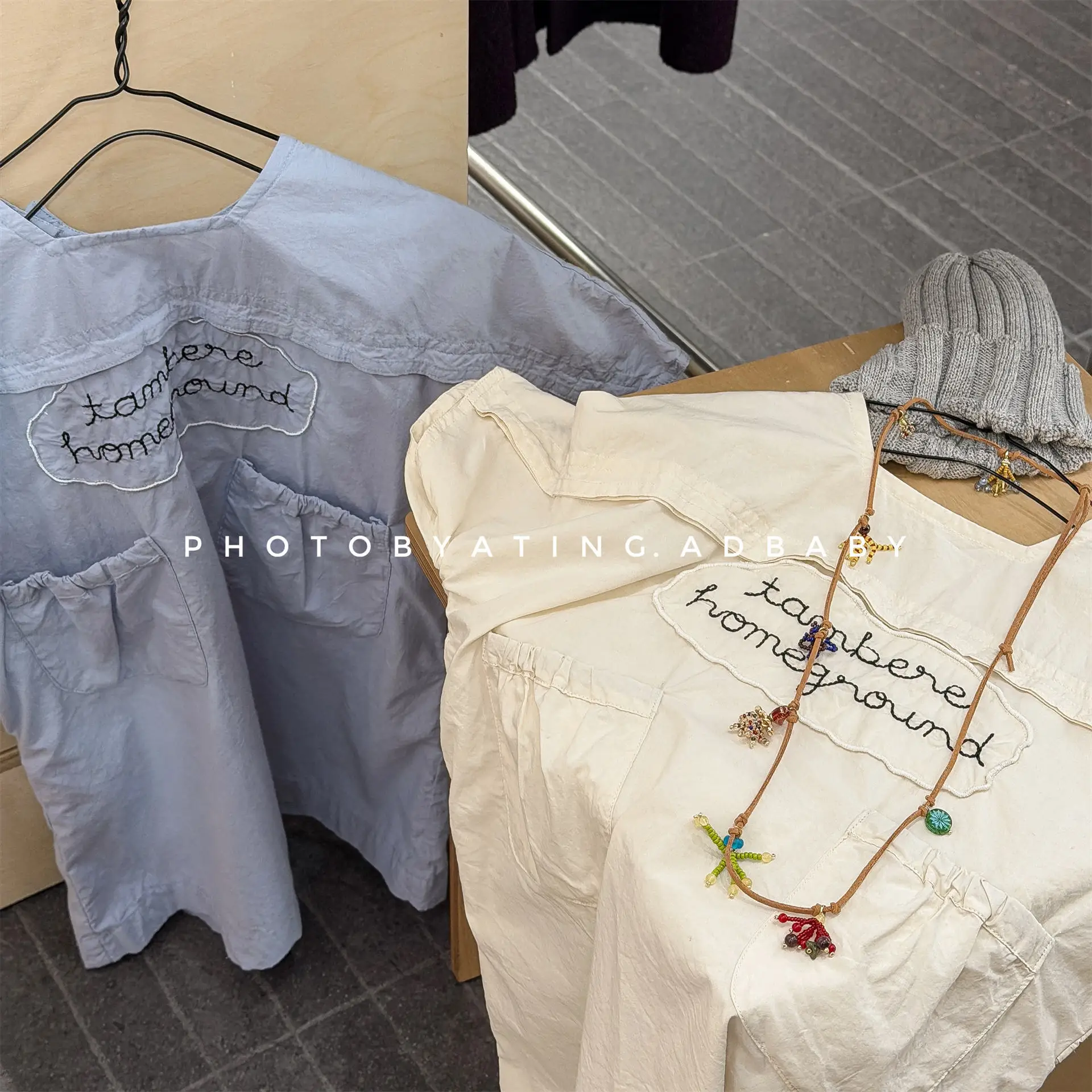 2026 Spring Children Girls Dress Cotton Letter Embroidery Kids Girls Long Sleeve Dress Pockets Casual Toddler Baby Girls Dresses
2026 Spring Children Girls Dress Cotton Letter Embroidery Kids Girls Long Sleeve Dress Pockets Casual Toddler Baby Girls Dresses