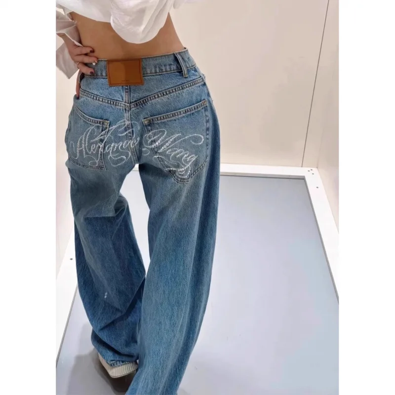 Classic Women's Denim Jeans Pant Spring Fall High Waist Baggy Pants With Stitching Rhinestone Detail Simple Washed Blue Trousers
Classic Women's Denim Jeans Pant Spring Fall High Waist Baggy Pants With Stitching Rhinestone Detail Simple Washed Blue Trousers