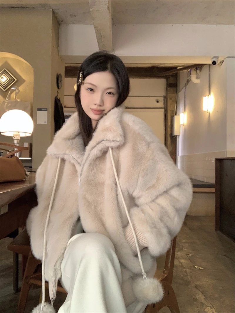 2024 Fall and Winter New Women Tops Faux Fur Coat Apricot Stand Collar Long Sleeve Loose All Match Female Coats Jackets Clothing
2024 Fall and Winter New Women Tops Faux Fur Coat Apricot Stand Collar Long Sleeve Loose All Match Female Coats Jackets Clothing