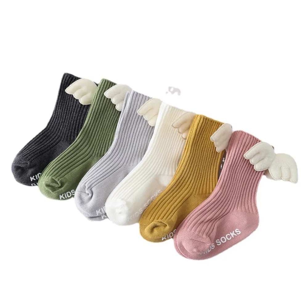 Cute white cotton anti-slip knee-length stockings spring and autumn striped wings anti-slip toddler socks
Cute white cotton anti-slip knee-length stockings spring and autumn striped wings anti-slip toddler socks