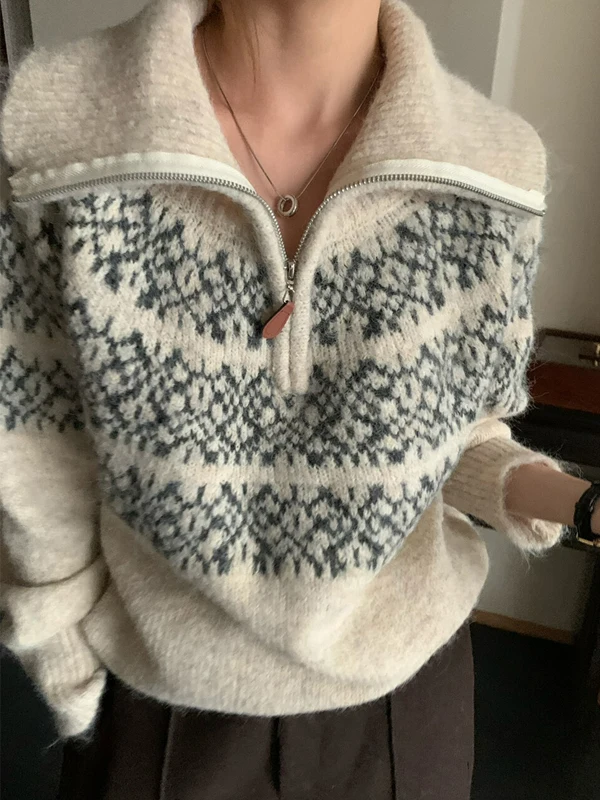 Nordic High Neck Sweater Women's Autumn Winter Loose Fit Zipper Collar Knitted Top Casual Comfortable Fashionable Korean Style
Nordic High Neck Sweater Women's Autumn Winter Loose Fit Zipper Collar Knitted Top Casual Comfortable Fashionable Korean Style