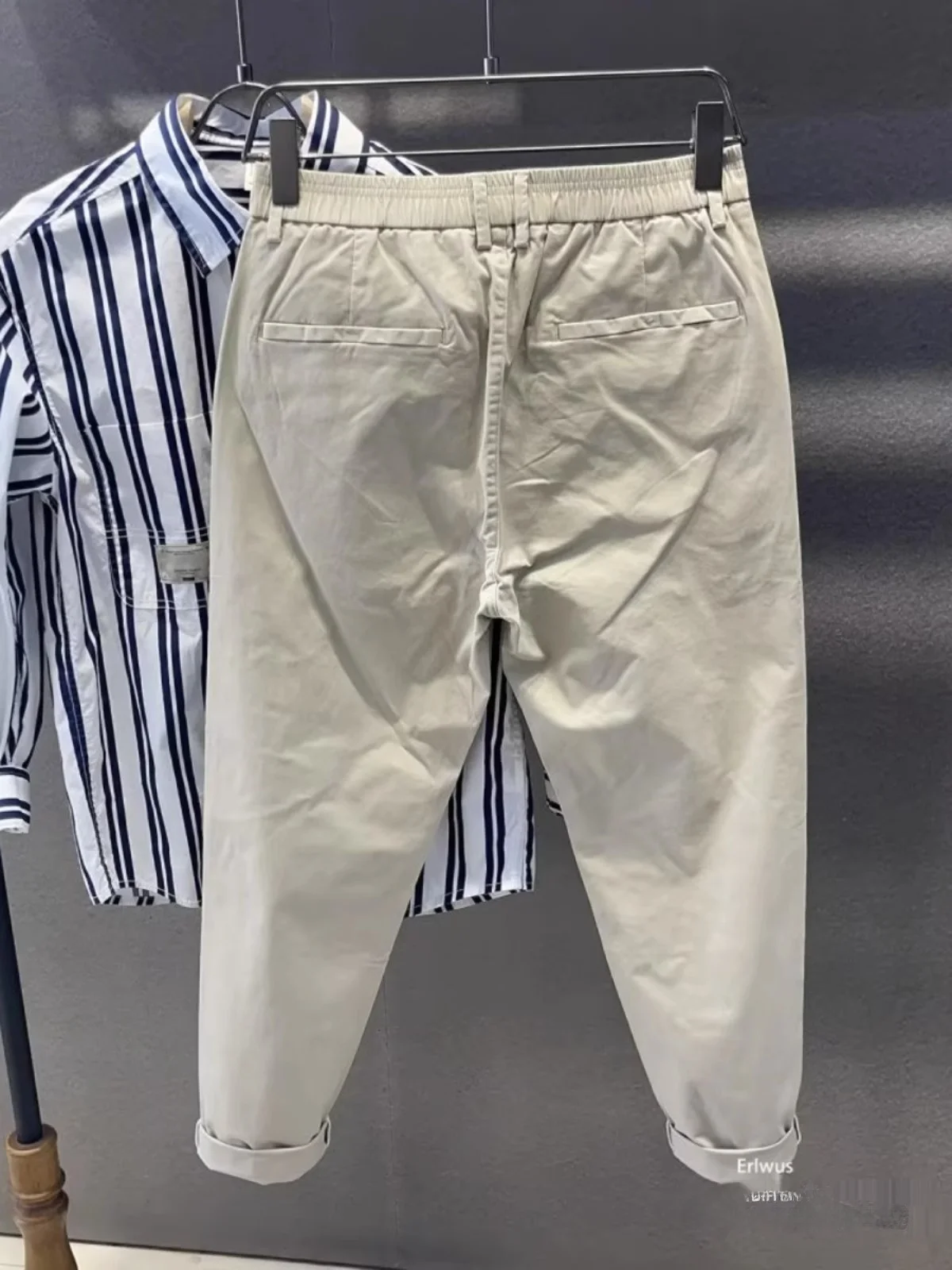 Men's Cotton Elastic Waist Casual Pants Loose Fit Straight Leg Long Trousers Comfortable Breathable Spring Autumn Winter
Men's Cotton Elastic Waist Casual Pants Loose Fit Straight Leg Long Trousers Comfortable Breathable Spring Autumn Winter