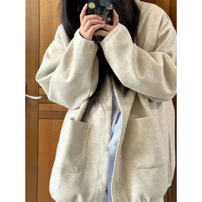 Retro Jacket Sweatshirt Women's Baseball Uniform Cardigan Top
Retro Jacket Sweatshirt Women's Baseball Uniform Cardigan Top