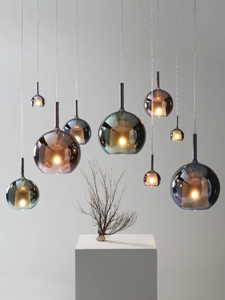 Nordic Postmodern Glass Pendant Lights Simple Personality Creative Restaurant Bar Hanging Lamp Bedside Suspendu Light Fixture
Nordic Postmodern Glass Pendant Lights Simple Personality Creative Restaurant Bar Hanging Lamp Bedside Suspendu Light Fixture