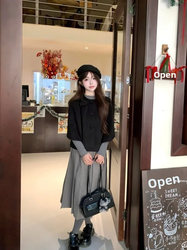 Sweet Gentle Autumn Winter Tee-Piece Set with Knot Cloak High Waist Long Skirt Soft Pastel ey Top Women's Faion
Sweet Gentle Autumn Winter Tee-Piece Set with Knot Cloak High Waist Long Skirt Soft Pastel ey Top Women's Faion