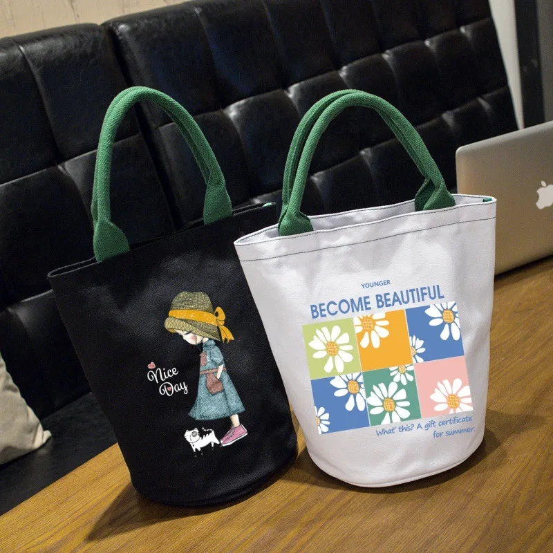 Large Capaci Canvas Lunch Bag Japanese Sle Portable Bento Box Bag Student Waterproof Thermal Insulation Handbag for Offic...
Large Capaci Canvas Lunch Bag Japanese Sle Portable Bento Box Bag Student Waterproof Thermal Insulation Handbag for Offic...