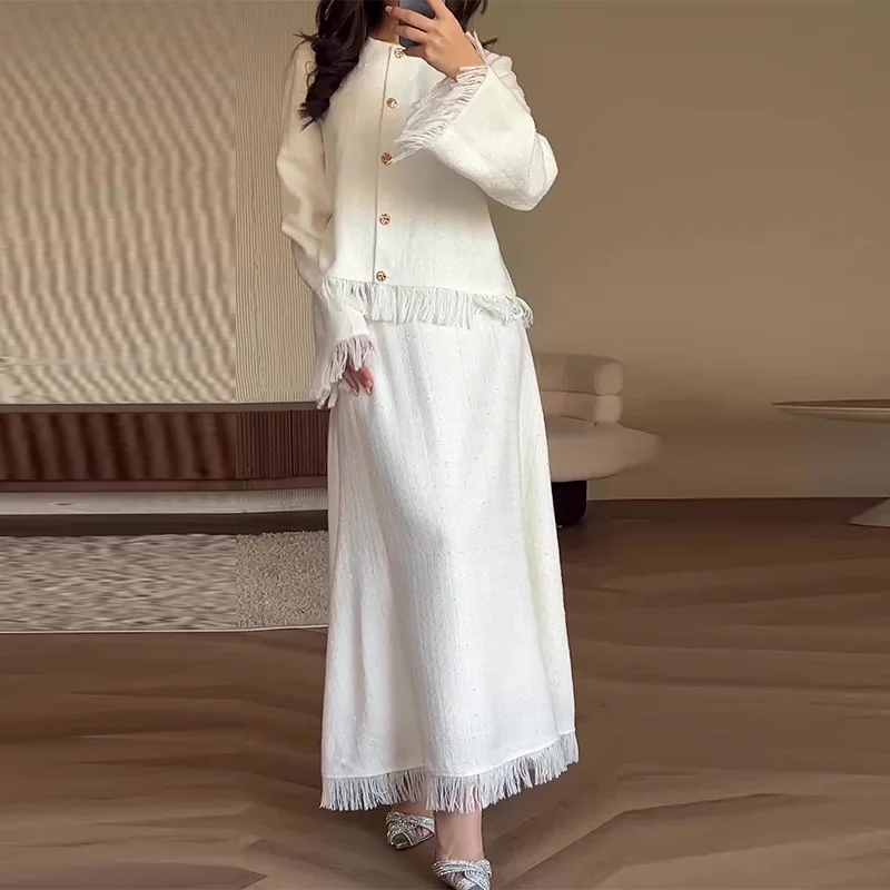 Muslim Women 2 Piece Sets Coat Skirt Outfits Single Breasted Tassel Saudi Ensemble Morocco Dubai Islam Jacket Long Skirts Suit
Muslim Women 2 Piece Sets Coat Skirt Outfits Single Breasted Tassel Saudi Ensemble Morocco Dubai Islam Jacket Long Skirts Suit
