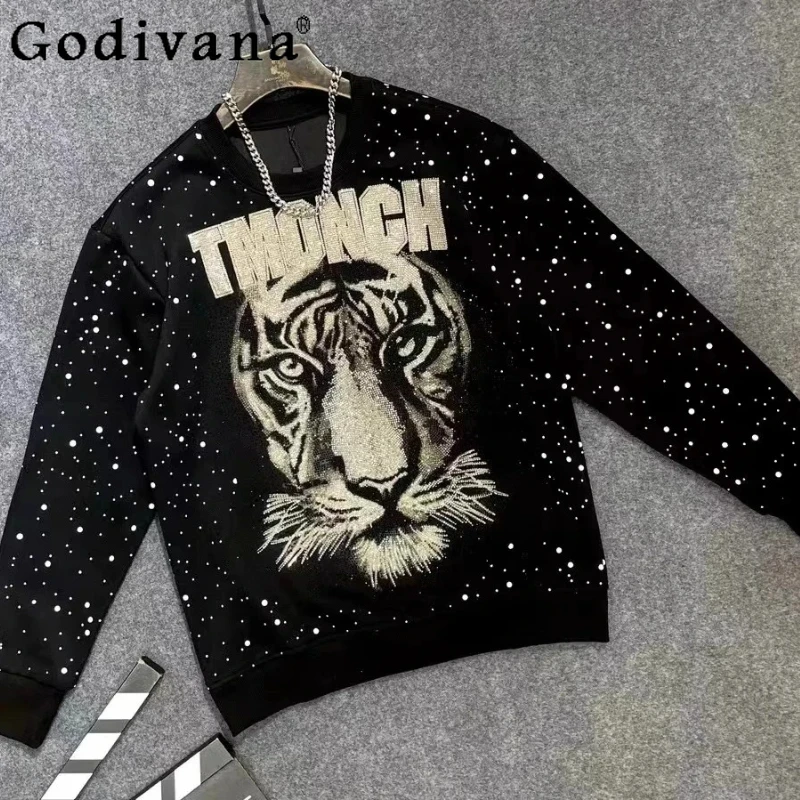 2025 Spring European Fashion Hot Diamond Round Neck Long Sleeve Sweatershirt Black Loose Personality Men's Handsome Leisure Top
2025 Spring European Fashion Hot Diamond Round Neck Long Sleeve Sweatershirt Black Loose Personality Men's Handsome Leisure Top
