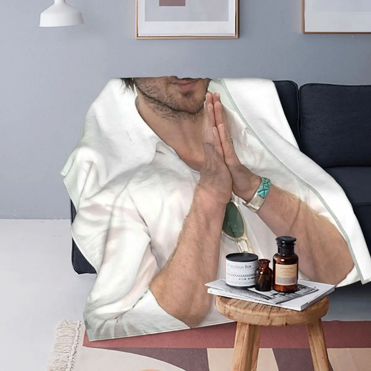 Ian Somerhalder Damon Salvatore Patterned Blanket Flannel Print Actor Versatile Lightweight Blanket Sofa Office Quilt
Ian Somerhalder Damon Salvatore Patterned Blanket Flannel Print Actor Versatile Lightweight Blanket Sofa Office Quilt