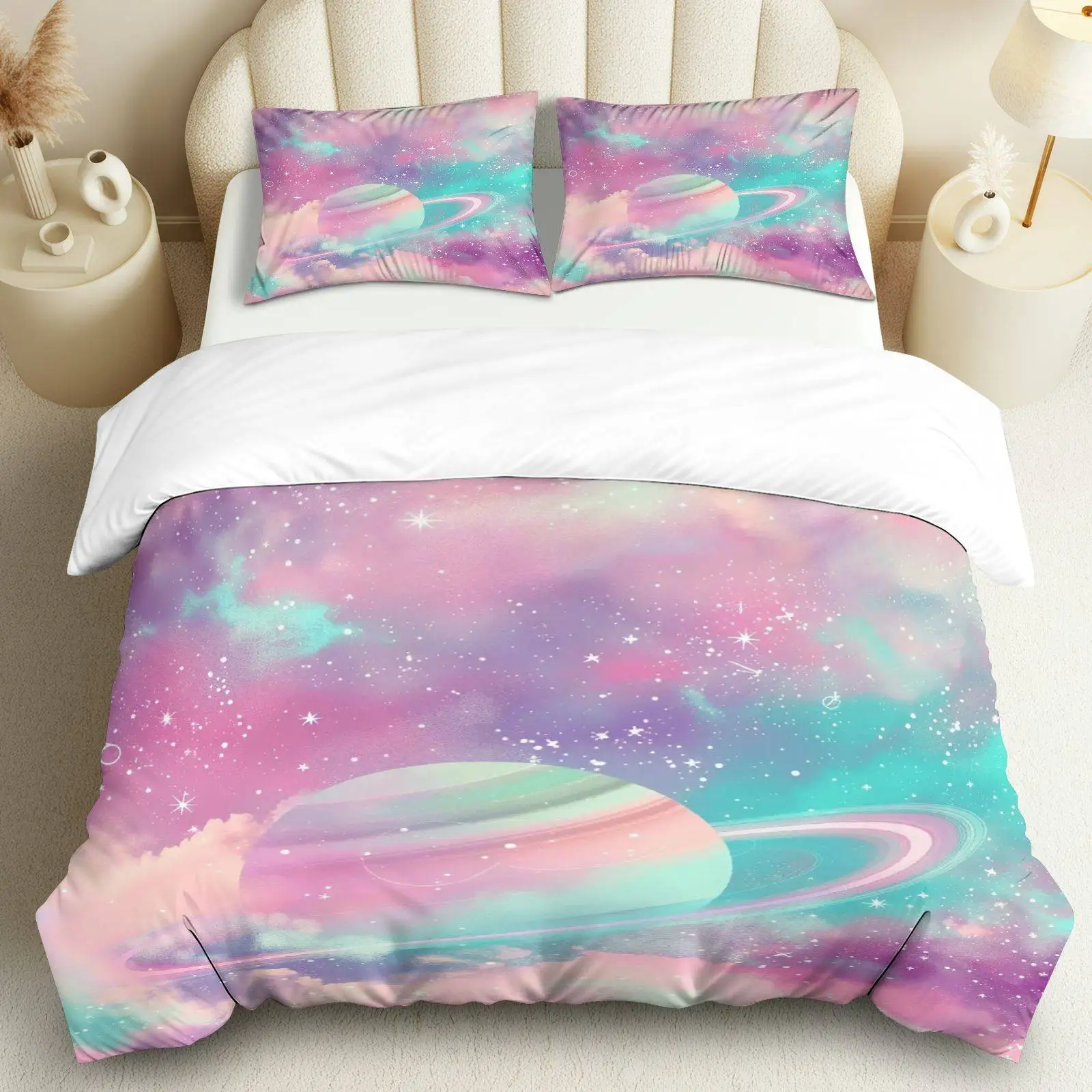 3PCS Duvet Cover, 1 Duvet+2 Pillowcases(Without filler), Galaxy Saturn Suitable for decoration Bedroom, Dorm.
3PCS Duvet Cover, 1 Duvet+2 Pillowcases(Without filler), Galaxy Saturn Suitable for decoration Bedroom, Dorm.