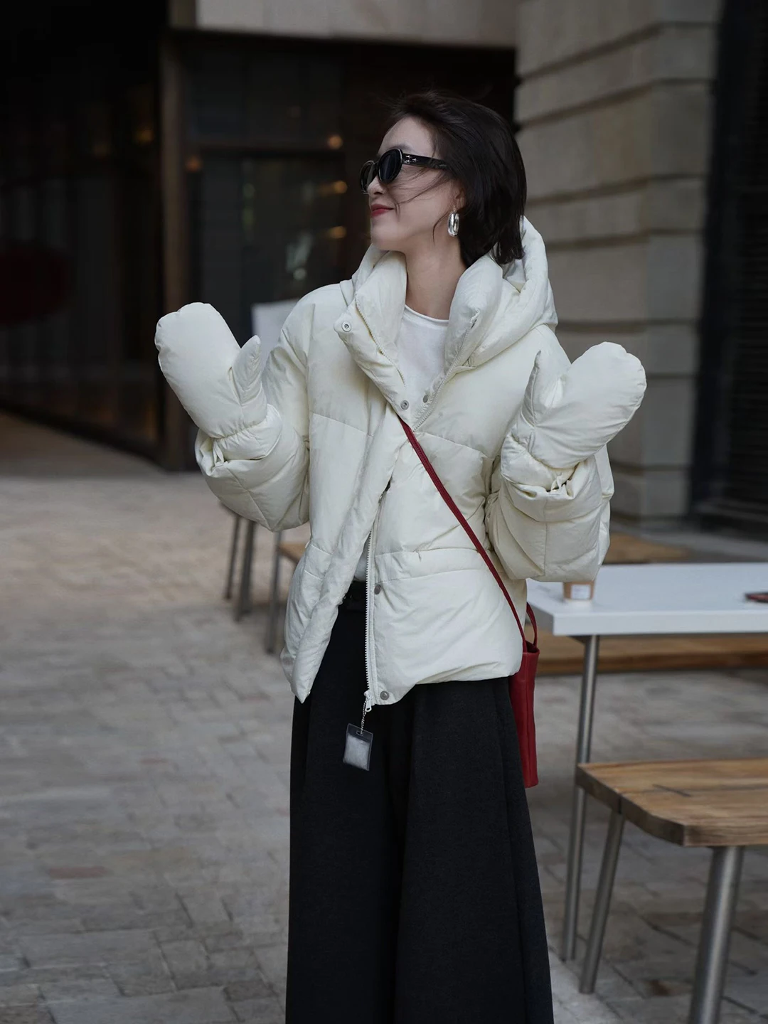 Detachable Hat And Glove Goose down Puffer Jaet Warmth Bread Sle Korean Loose Fit Women's Winter Coat with Windproof Cuffs
Detachable Hat And Glove Goose down Puffer Jaet Warmth Bread Sle Korean Loose Fit Women's Winter Coat with Windproof Cuffs