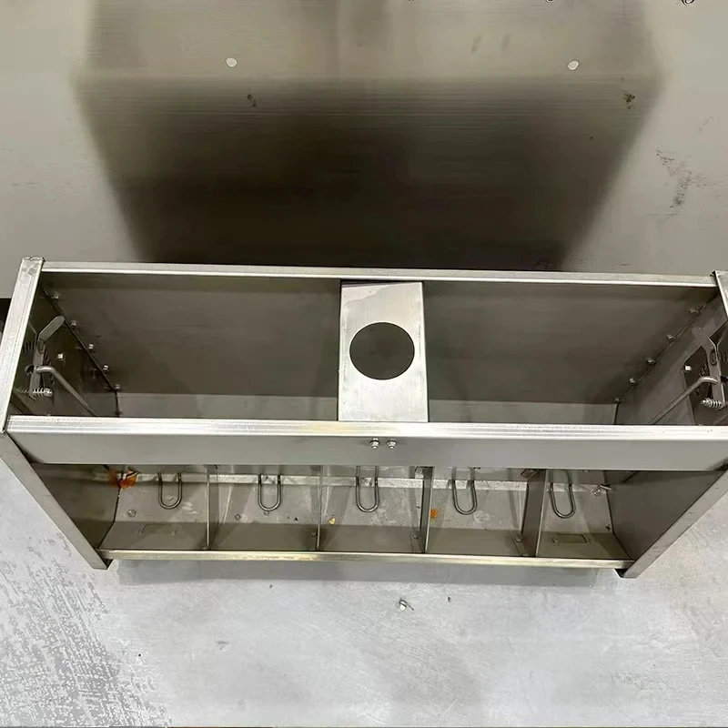 Automatic Farm Intelligent Feeding Trough
Automatic Farm Intelligent Feeding Trough