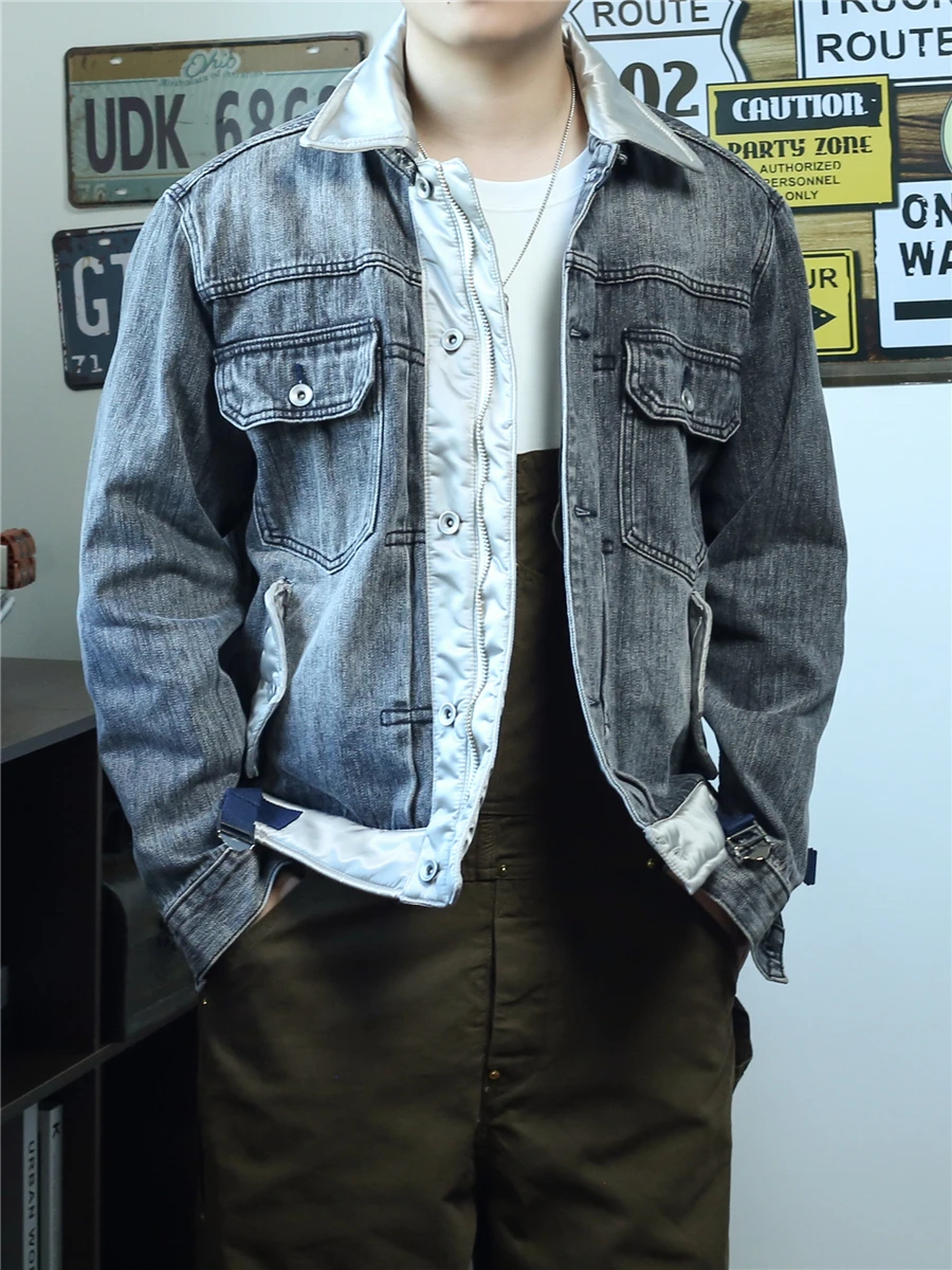 Серебристая мужская джинсовая куртка в стиле ретро, модная, молодежная, без длинных рукавов, с отложным воротником
Серебристая мужская джинсовая куртка в стиле ретро, модная, молодежная, без длинных рукавов, с отложным воротником