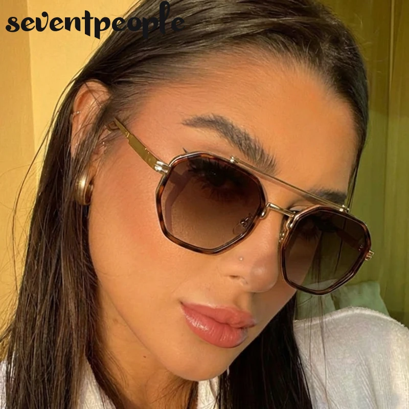 Trendy Square Punk Sunglasses Women 2025 Luxury Brand Classic Metal Frame Double Beam Sun Glasses For Lady Retro Polygon Shades
Trendy Square Punk Sunglasses Women 2025 Luxury Brand Classic Metal Frame Double Beam Sun Glasses For Lady Retro Polygon Shades