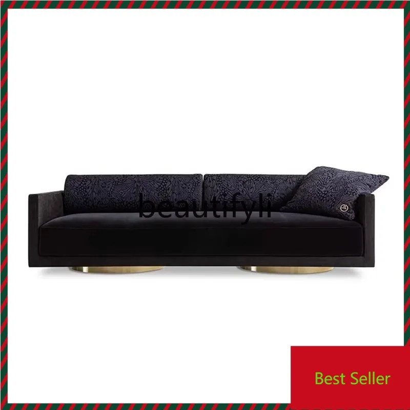 QQ132 Italian light luxury matte leather sofa designer high-end villa living room three-person sofa furniture
QQ132 Italian light luxury matte leather sofa designer high-end villa living room three-person sofa furniture