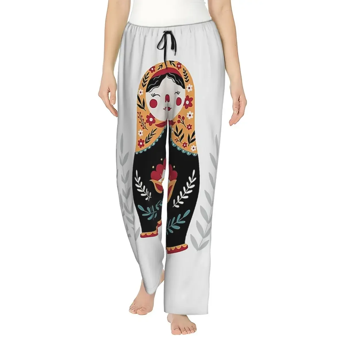Женские пижамные брюки с карманами в стиле русской матрешки
Женские пижамные брюки с карманами в стиле русской матрешки