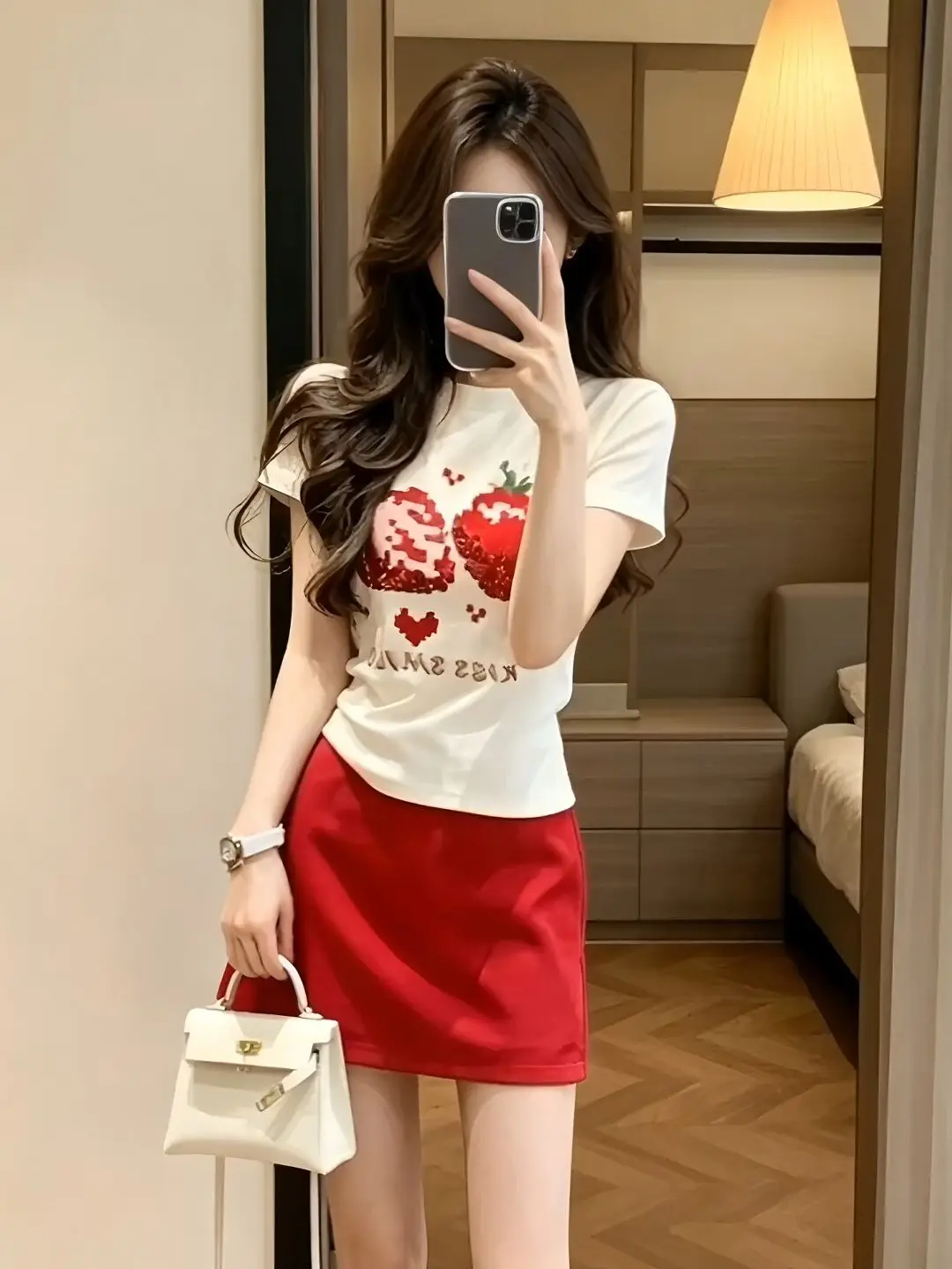 Korean Style Strawberry Print Short Sleeve T-Shirt And Red Skirt Set Women's Summer Sweet And Cool Fashion Two-Piece Set
Korean Style Strawberry Print Short Sleeve T-Shirt And Red Skirt Set Women's Summer Sweet And Cool Fashion Two-Piece Set