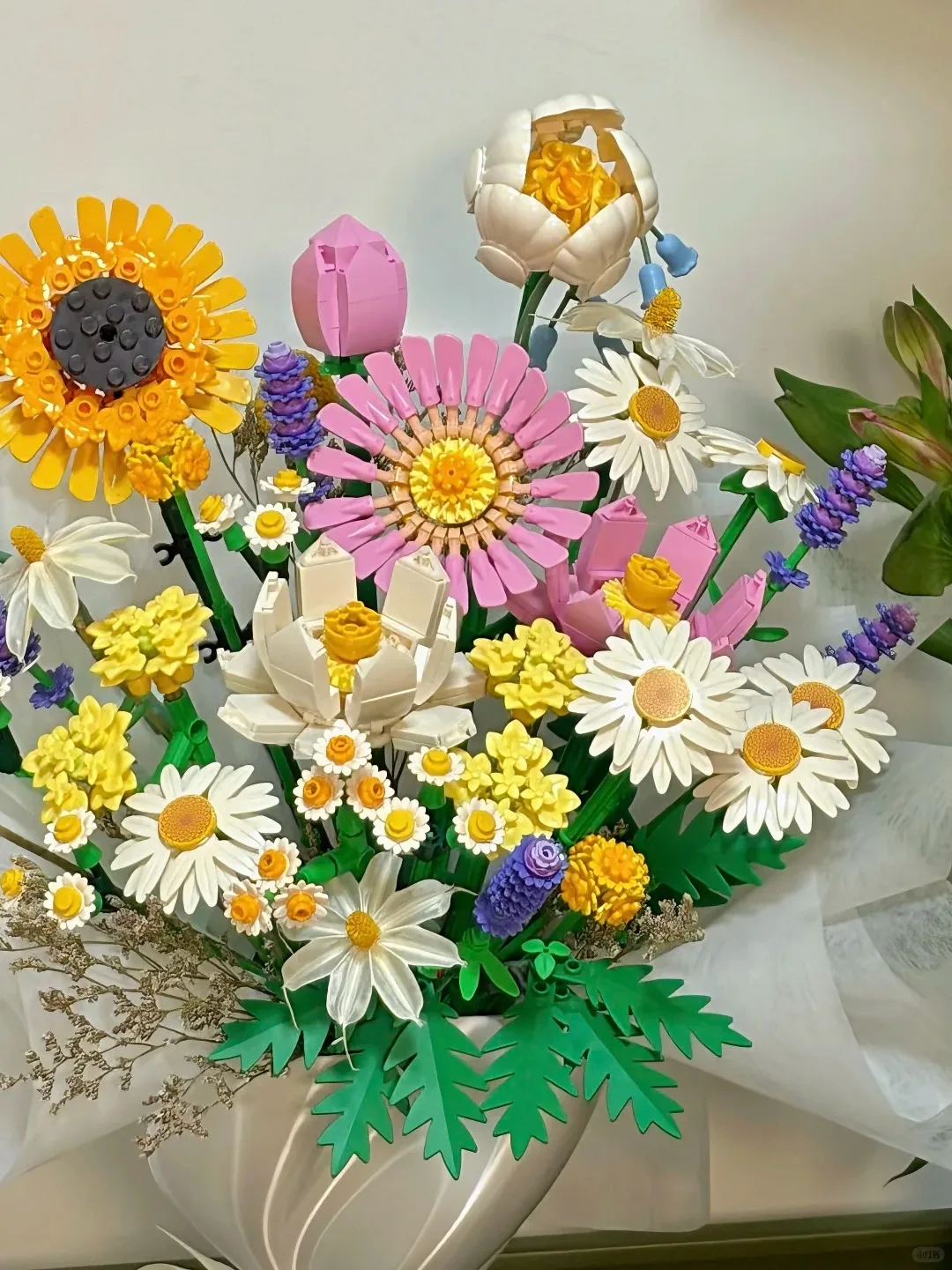 2026 new building blocks, flowers and plants, white daisy flowers, lavender puzzle building blocks, toys, decorative gifts
2026 new building blocks, flowers and plants, white daisy flowers, lavender puzzle building blocks, toys, decorative gifts