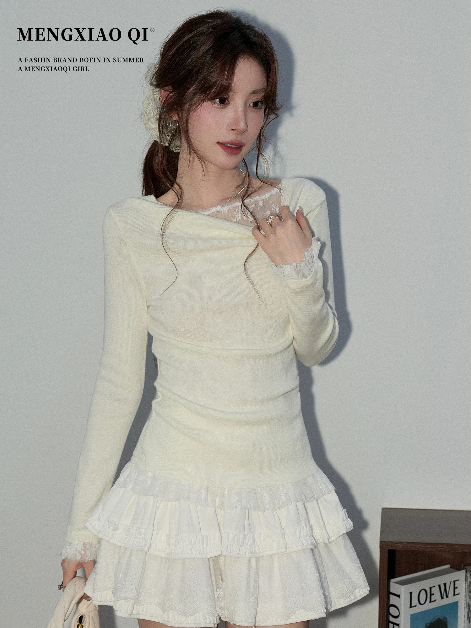 Ballet Sle Long Sve T-irt Women's Slim Fit Lace Splicing Spring Design Base Layer Top Korean Sle Casual Wear
Ballet Sle Long Sve T-irt Women's Slim Fit Lace Splicing Spring Design Base Layer Top Korean Sle Casual Wear