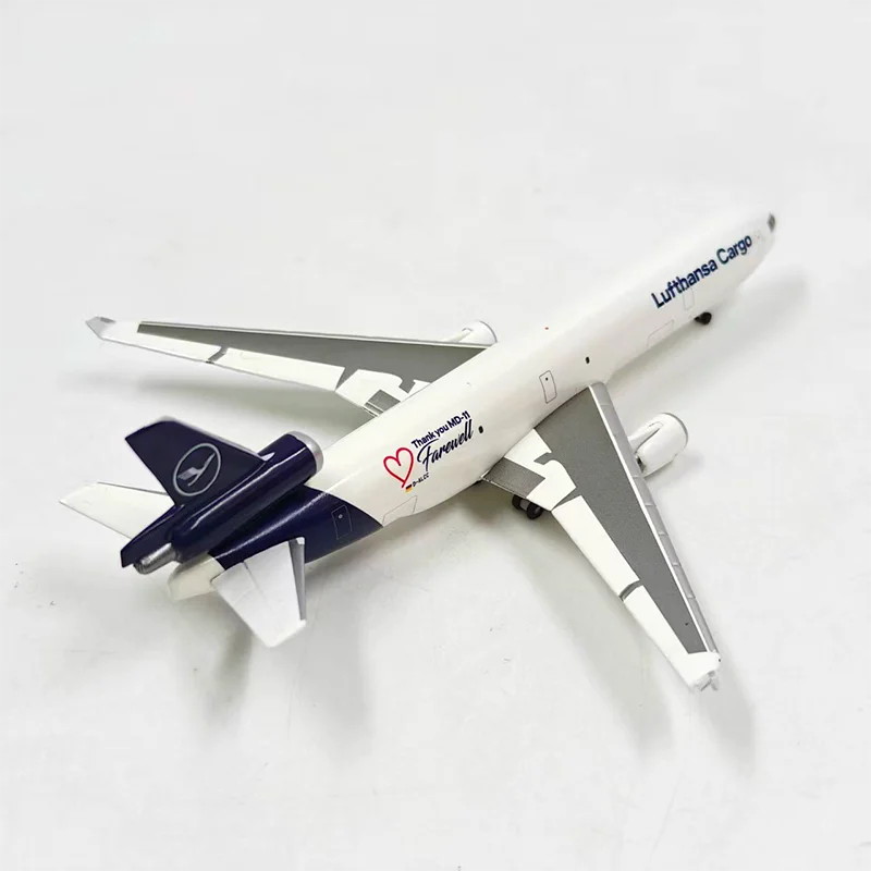 Модель самолета Herpa из литого сплава, масштаб 1:500, MD-11 536424/537070, для коллекции, демонстрации и в подарок
Модель самолета Herpa из литого сплава, масштаб 1:500, MD-11 536424/537070, для коллекции, демонстрации и в подарок