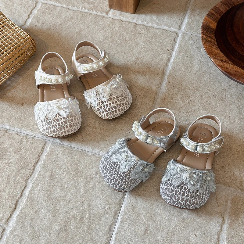 New Children Summer Sandals Sweet Lace Princess Girls Beach Shoes Mesh Breathable Wedding Party Kids Causal Dress Flat Sandals
New Children Summer Sandals Sweet Lace Princess Girls Beach Shoes Mesh Breathable Wedding Party Kids Causal Dress Flat Sandals