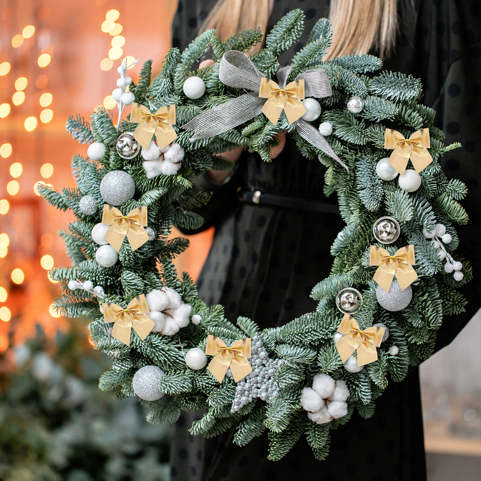 Christmas Party Decorations Cabinet Bows Tree Ornaments for Hanging Topper Desktop Mini Ribbon
Christmas Party Decorations Cabinet Bows Tree Ornaments for Hanging Topper Desktop Mini Ribbon