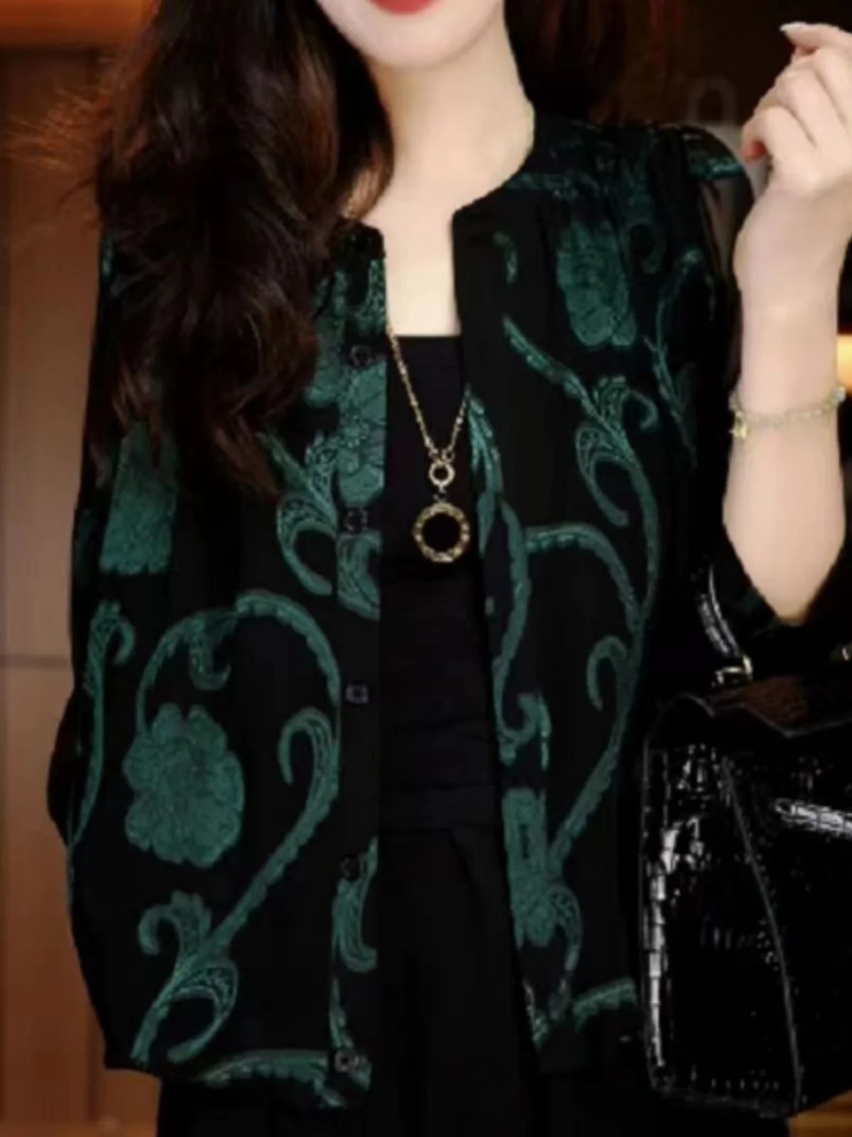 Ele Lightweight Printed Women's Jaet Summer New Loose Meat Covering Large Size Top Polyester Fiber Open Cardigan
Ele Lightweight Printed Women's Jaet Summer New Loose Meat Covering Large Size Top Polyester Fiber Open Cardigan