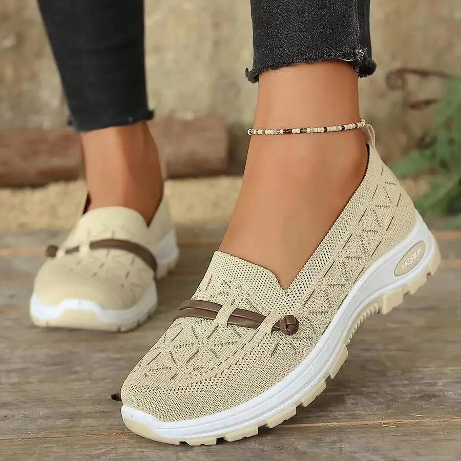 Damen Sportschuhe Mit Anti-Rutsch-Fußgewölbe | Atmungsaktive, Stoßdämpfende PVC-Sohle, Low-Top Allround Freizeit Schuhe, Slip-On
Damen Sportschuhe Mit Anti-Rutsch-Fußgewölbe | Atmungsaktive, Stoßdämpfende PVC-Sohle, Low-Top Allround Freizeit Schuhe, Slip-On