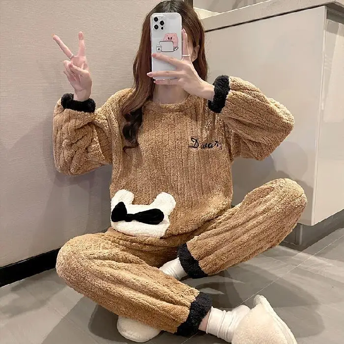 Cute Cartoon Nightgown Coral Fleece Women Pajamas Set Sleepwear Autumn Winter Pyjamas Pour Femme Loose Flannel Home Wear
Cute Cartoon Nightgown Coral Fleece Women Pajamas Set Sleepwear Autumn Winter Pyjamas Pour Femme Loose Flannel Home Wear