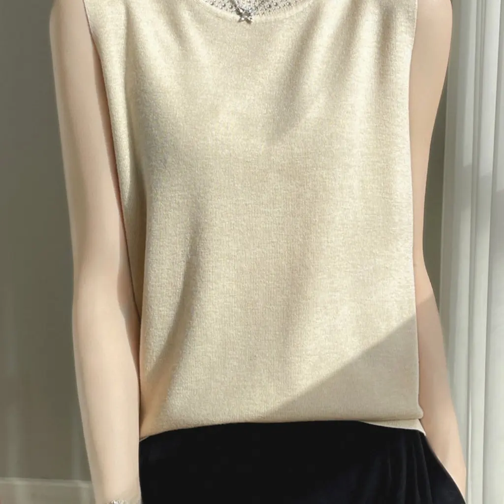 Women's round Neck Beaded Sleeveless Sling Vest Early Spring Fashion Knitwear Stylish Small Suit
Women's round Neck Beaded Sleeveless Sling Vest Early Spring Fashion Knitwear Stylish Small Suit