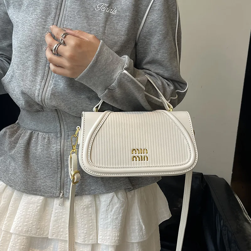 2025 Autumn Premium Structured Tote Purse, Adjustable Crossbody & Shoulder Bag, Vintage-Inspired Commute Essentials for Women
2025 Autumn Premium Structured Tote Purse, Adjustable Crossbody & Shoulder Bag, Vintage-Inspired Commute Essentials for Women