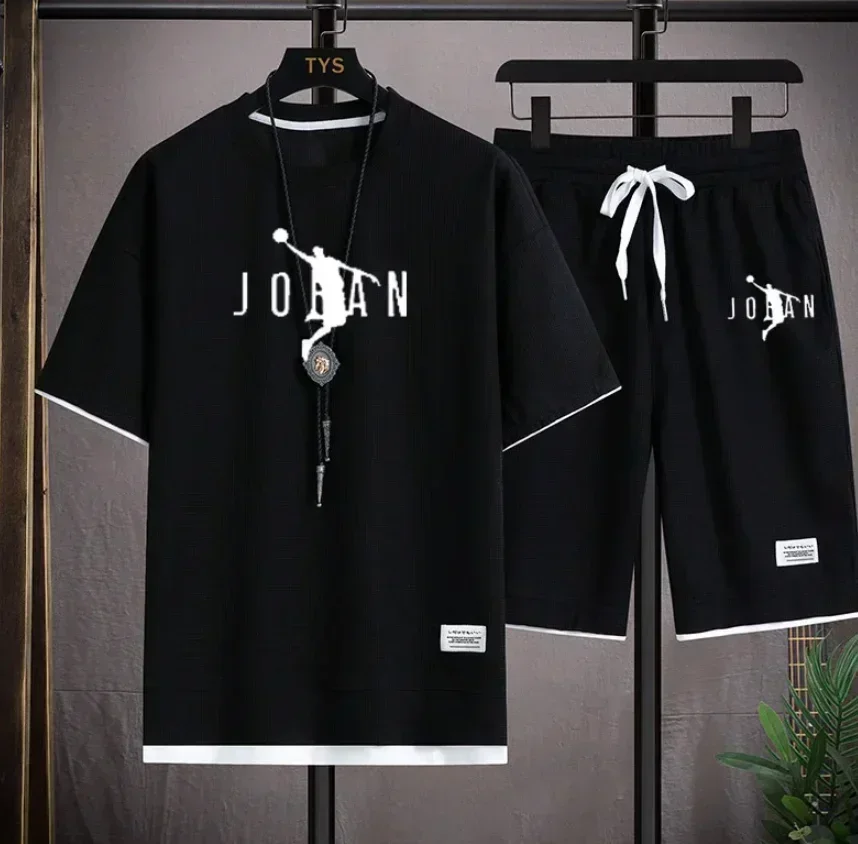 2025 Men's summer suit, new T-shirt, designer clothing, fashionable T-shirt + shorts, 2-piece set, casual sportswear
2025 Men's summer suit, new T-shirt, designer clothing, fashionable T-shirt + shorts, 2-piece set, casual sportswear