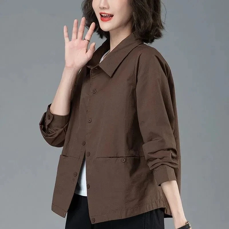 Women's Thin Short Jacket New Spring Autumn Casual Cardigan Shirts Coat Middle-aged Female Korean Loose Windbreaker Wild Top 4XL
Women's Thin Short Jacket New Spring Autumn Casual Cardigan Shirts Coat Middle-aged Female Korean Loose Windbreaker Wild Top 4XL