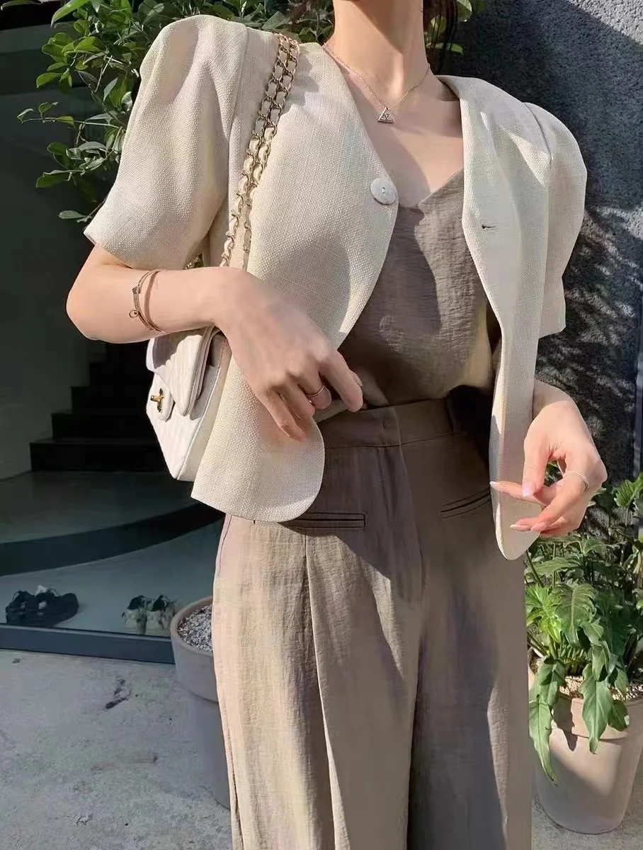 Korean Sle Summer Simple Linen ort Suit irt One Button Ele High End Feeling Versatile Small Outerwear Top
Korean Sle Summer Simple Linen ort Suit irt One Button Ele High End Feeling Versatile Small Outerwear Top