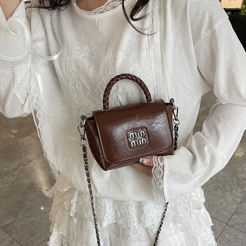 Women’s Luxury Leather Classic Designer Fashion Shoulder Tote Bag Elegant Crossbody Handbag For Modern Casual Daily Use
Women’s Luxury Leather Classic Designer Fashion Shoulder Tote Bag Elegant Crossbody Handbag For Modern Casual Daily Use