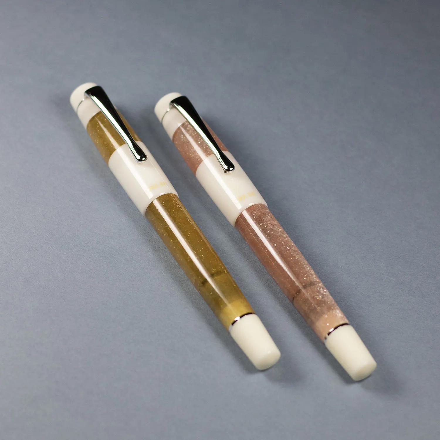 OPUS88 Koloro Pen Orthodox Drop In Translucent Acrylic Fountain Pen Gift For Students
OPUS88 Koloro Pen Orthodox Drop In Translucent Acrylic Fountain Pen Gift For Students