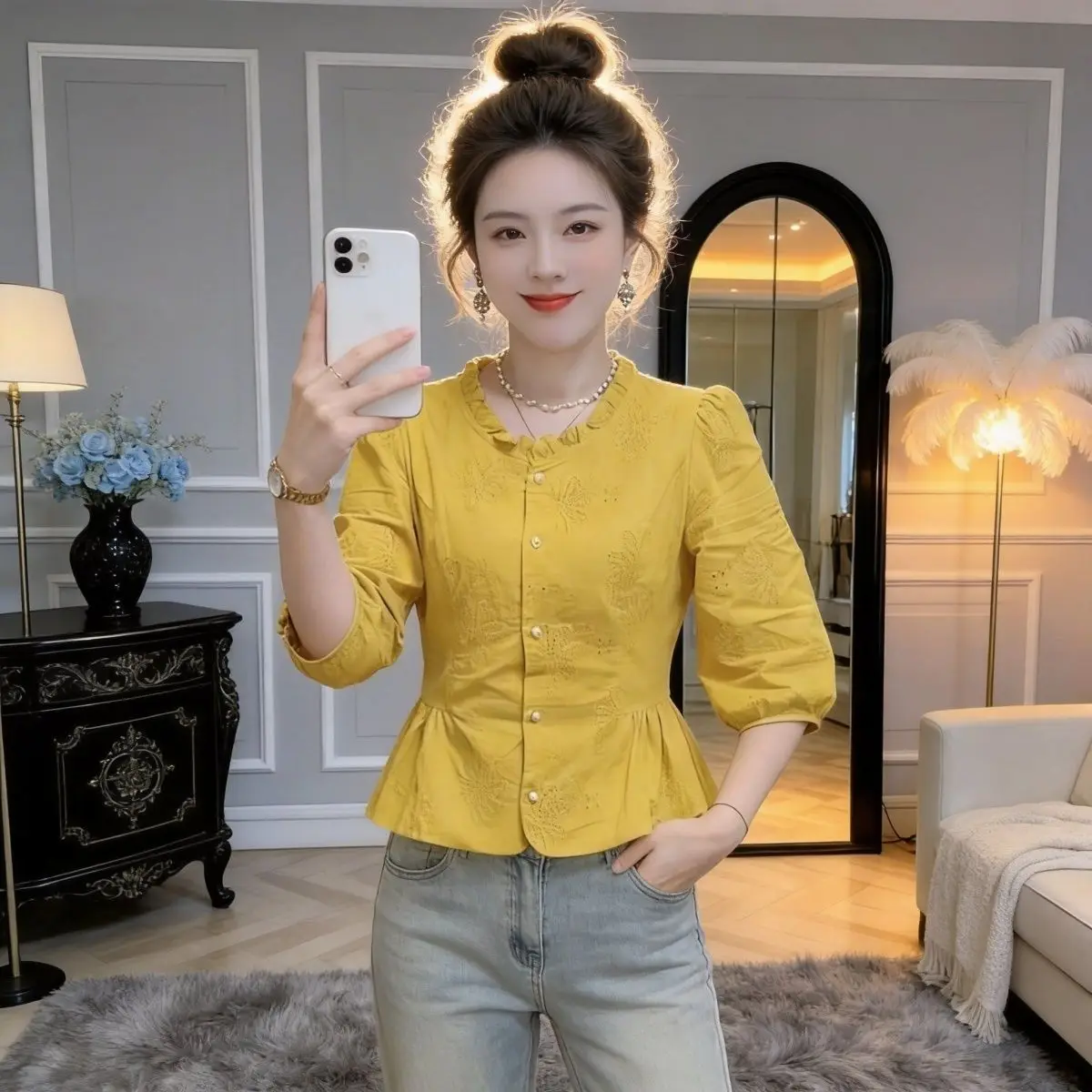 Sweet Style Hollow out Embroidered Thin Shirt Petal Collar Short Length Seven Sleeve Women's Fashion Casual Travel Shirt
Sweet Style Hollow out Embroidered Thin Shirt Petal Collar Short Length Seven Sleeve Women's Fashion Casual Travel Shirt