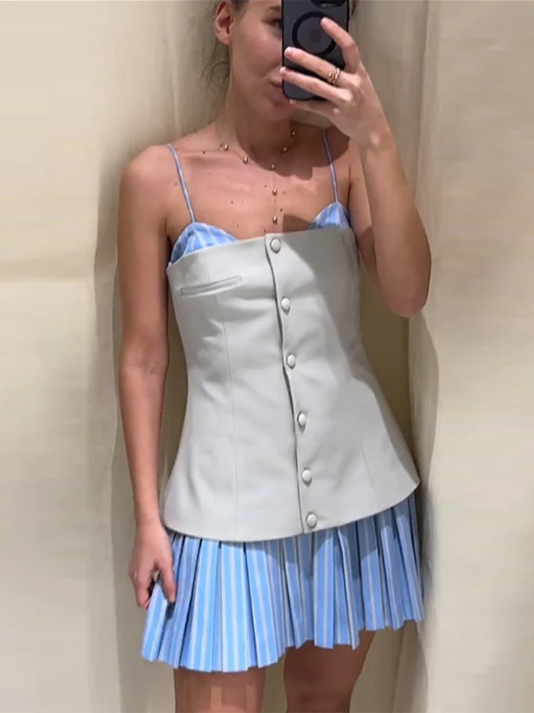 Patchwork Contrast Pleated Mini Dress Women Slimming Sleeveless Sling Short Dresses Female 2025 Summer Single Breasted Robes
Patchwork Contrast Pleated Mini Dress Women Slimming Sleeveless Sling Short Dresses Female 2025 Summer Single Breasted Robes