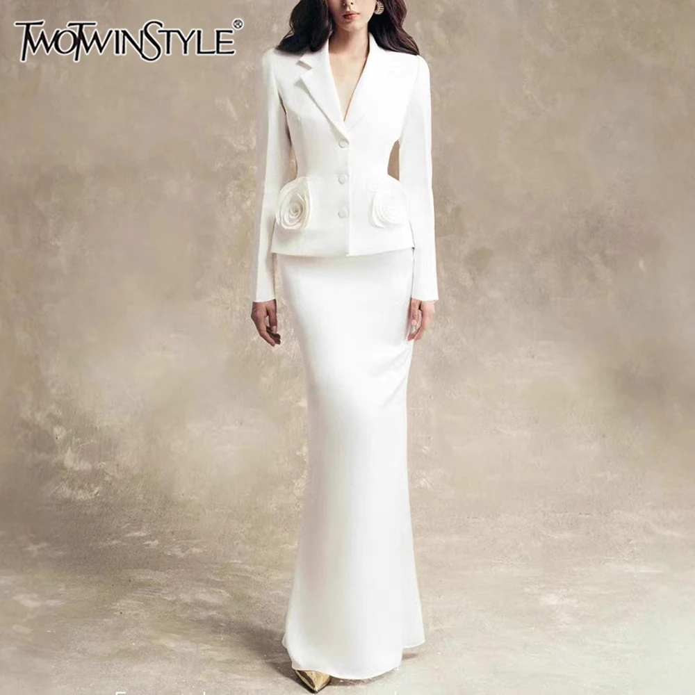 TWOTWINSTYLE Two Piece Sets For Women Lapel Long Sleeve Patchwork Appliques Tops High Waist Skirt Temperament Set Female Fashion
TWOTWINSTYLE Two Piece Sets For Women Lapel Long Sleeve Patchwork Appliques Tops High Waist Skirt Temperament Set Female Fashion