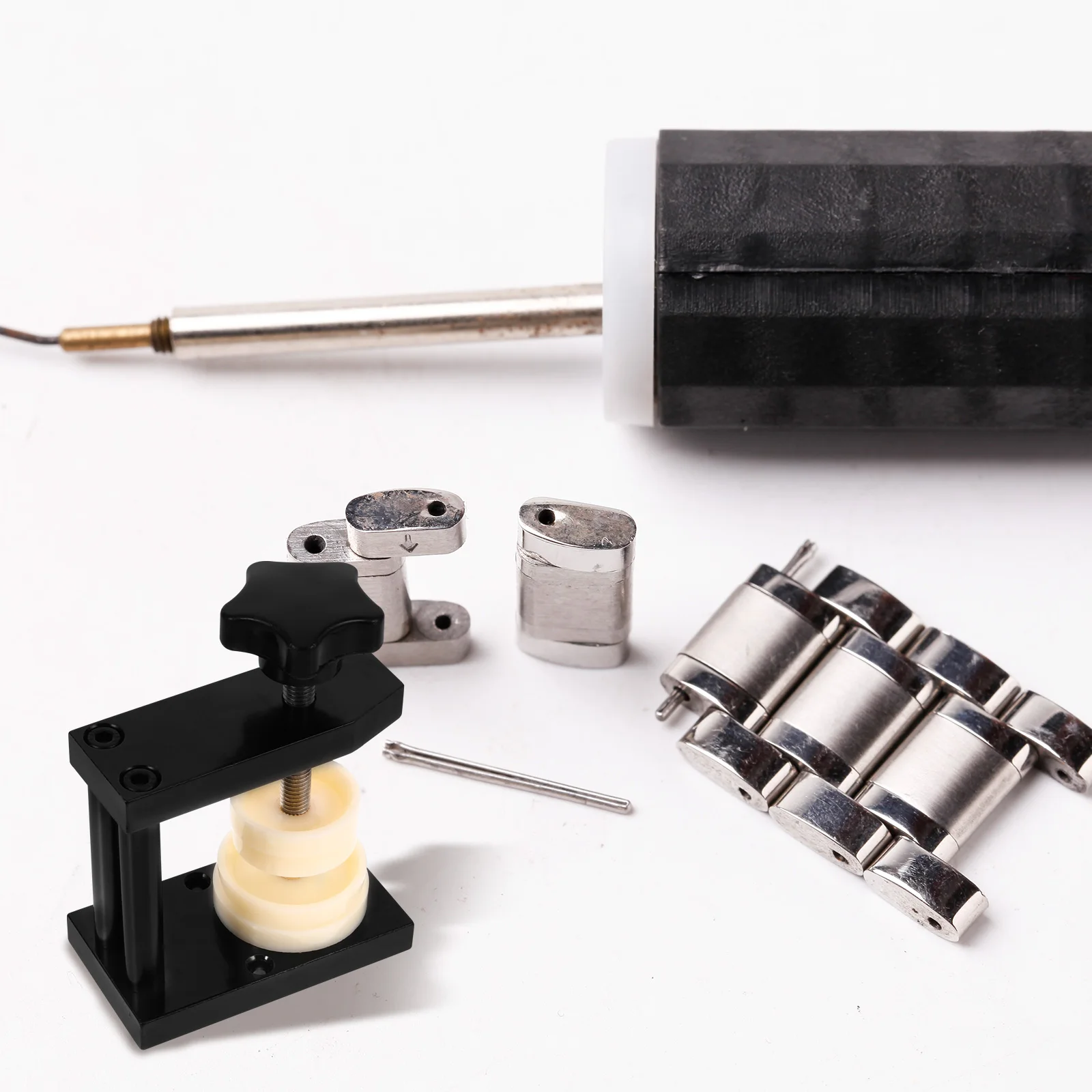 1pc Watch Case Press Tool Metal Watch Back Closer Off Repair Tools Steel Dies Practical Durability Watchmaker Essential
1pc Watch Case Press Tool Metal Watch Back Closer Off Repair Tools Steel Dies Practical Durability Watchmaker Essential