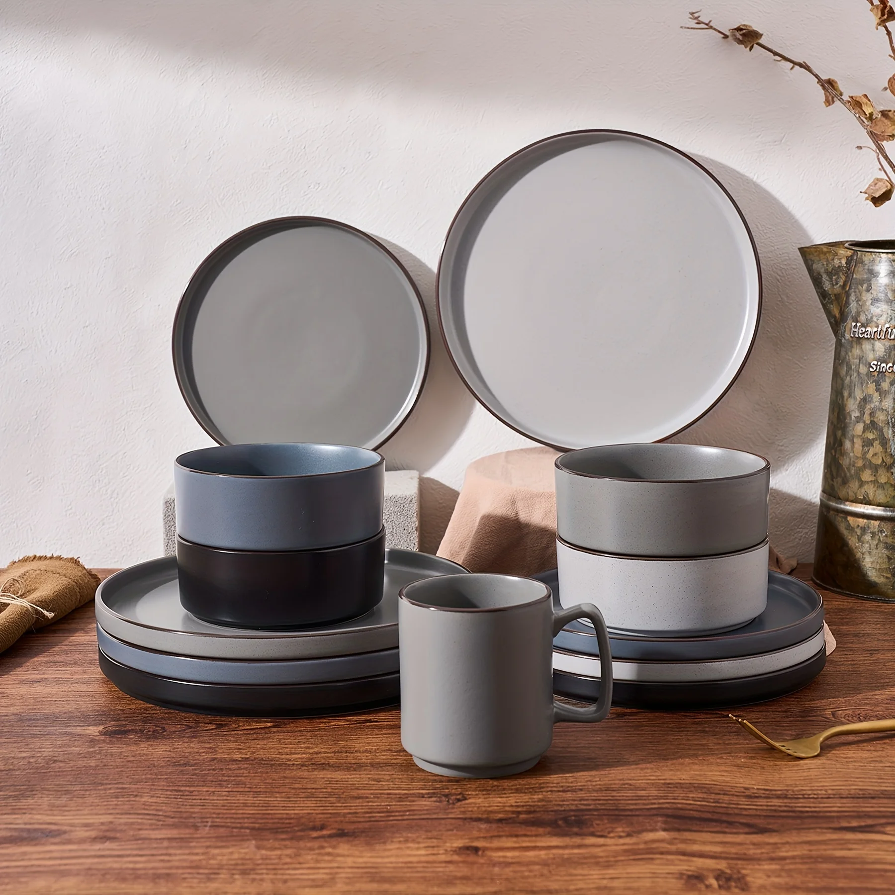 12pcs Plates And Bowls Set, Stoneware Dinnerware Sets for 4, with Unique Rufous Rim, Multicolor
12pcs Plates And Bowls Set, Stoneware Dinnerware Sets for 4, with Unique Rufous Rim, Multicolor