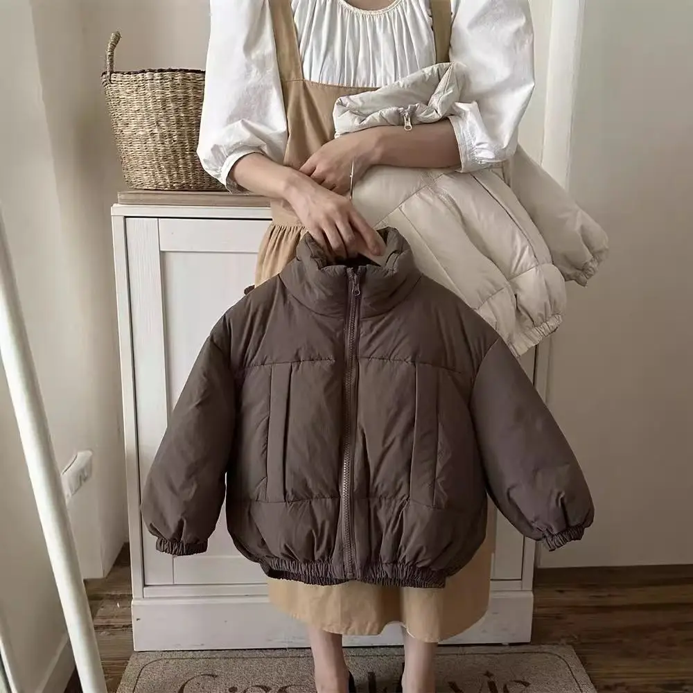 Зимняя детская хлопковая одежда 2024, утепленные теплые куртки с хлопковой подкладкой для девочек, модные парки для мальчиков и девочек, трендовая верхняя одежда
Зимняя детская хлопковая одежда 2024, утепленные теплые куртки с хлопковой подкладкой для девочек, модные парки для мальчиков и девочек, трендовая верхняя одежда