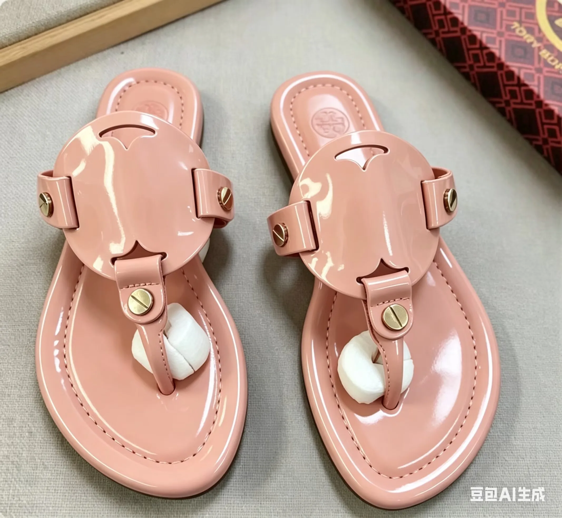 Women's Flat Sandals Summer Fashion Slip-On Slippers Square Toe Open-Toe Design, Suitable for Everyday Women Wear Flat Slippers
Women's Flat Sandals Summer Fashion Slip-On Slippers Square Toe Open-Toe Design, Suitable for Everyday Women Wear Flat Slippers