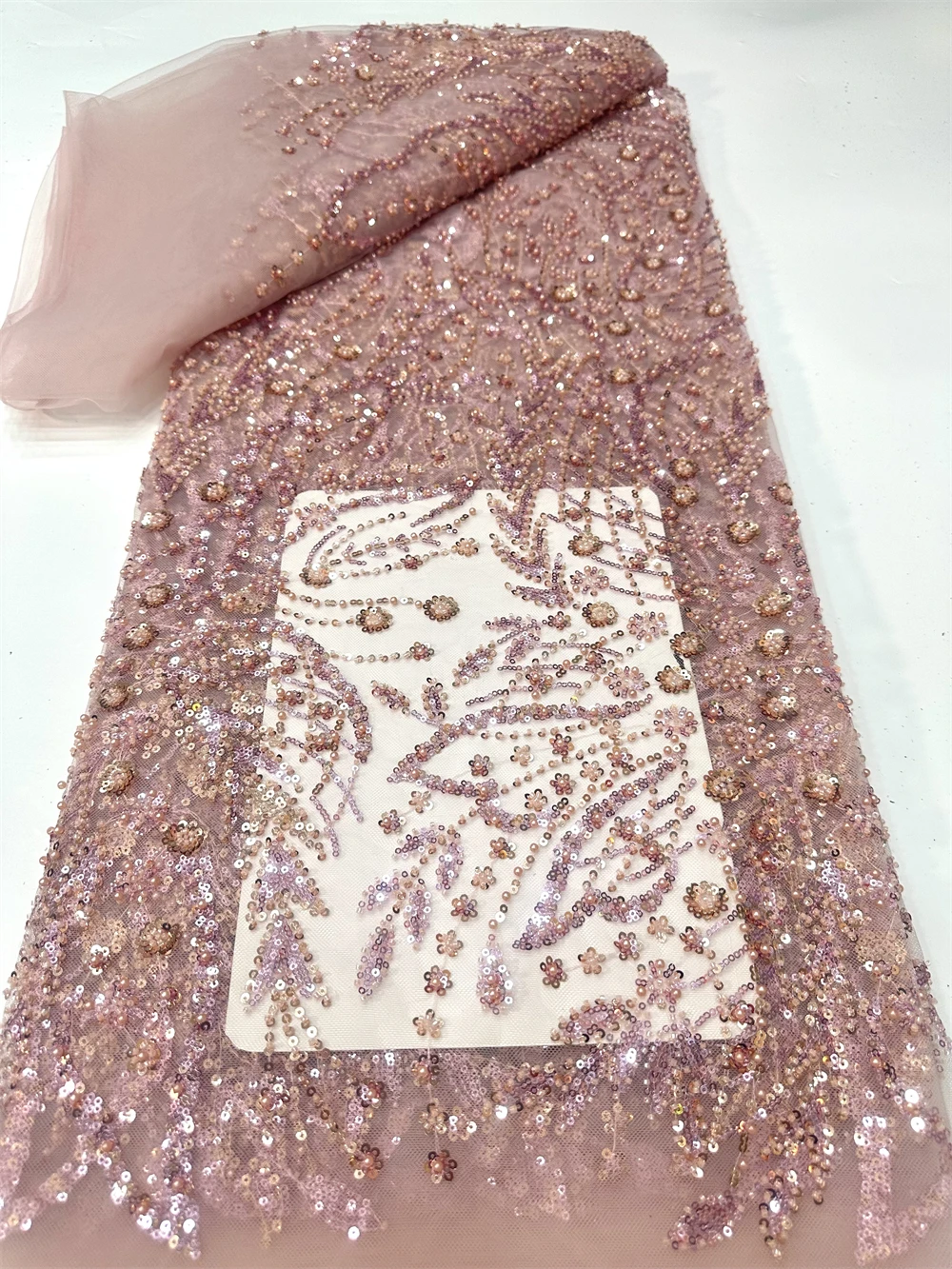 High Quality African Net Lace with Sequins 5Yards Nigerian French Tulle Fabric for Wedding Dresses And Special Occasions
High Quality African Net Lace with Sequins 5Yards Nigerian French Tulle Fabric for Wedding Dresses And Special Occasions