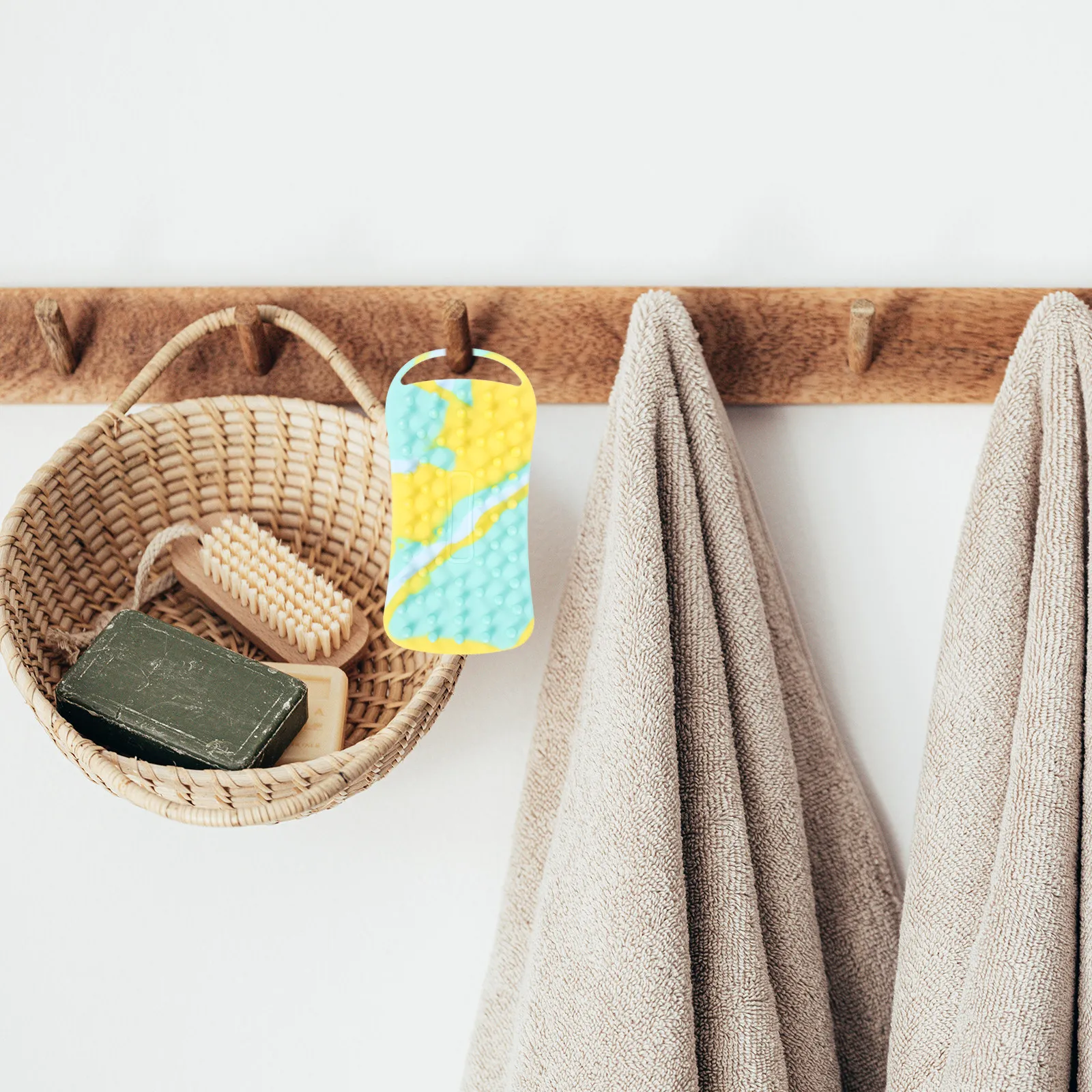 Silicone Body Scrubber Massage Shower Brush Exfoliating Bath Brush Hair Scalp Massager for Men Women Comfortable Skin Care
Silicone Body Scrubber Massage Shower Brush Exfoliating Bath Brush Hair Scalp Massager for Men Women Comfortable Skin Care