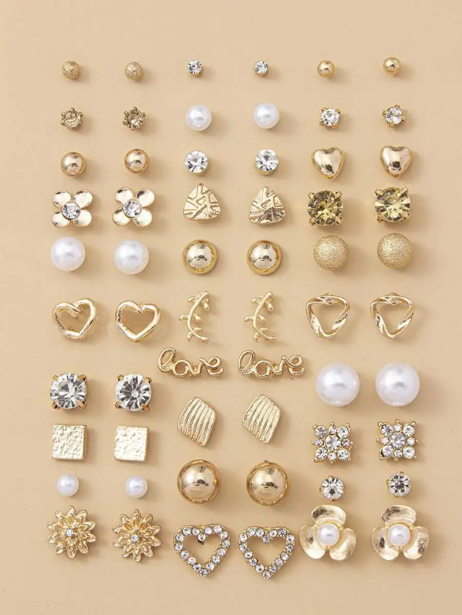 30 Pairs Flower Heart Stud Earrings For Women Fashion Jewelry Set
30 Pairs Flower Heart Stud Earrings For Women Fashion Jewelry Set