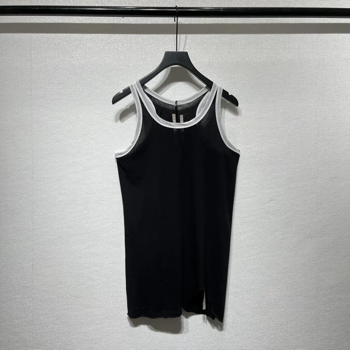 Designer Summer High-Street Dark Main Line New Solid Color Unisex Loose Thin Racerback Open Back Base Layer Tank Top
Designer Summer High-Street Dark Main Line New Solid Color Unisex Loose Thin Racerback Open Back Base Layer Tank Top